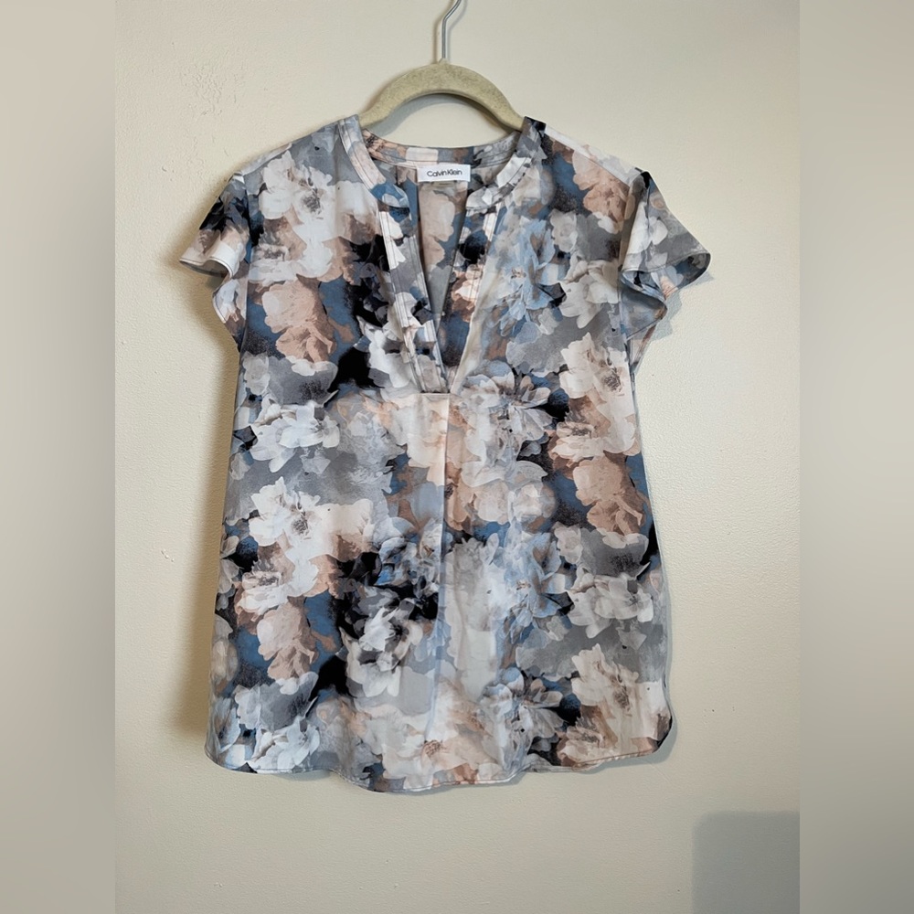 Women’s Calvin Klein Blouse (Size Small) - Picture 2 of 4